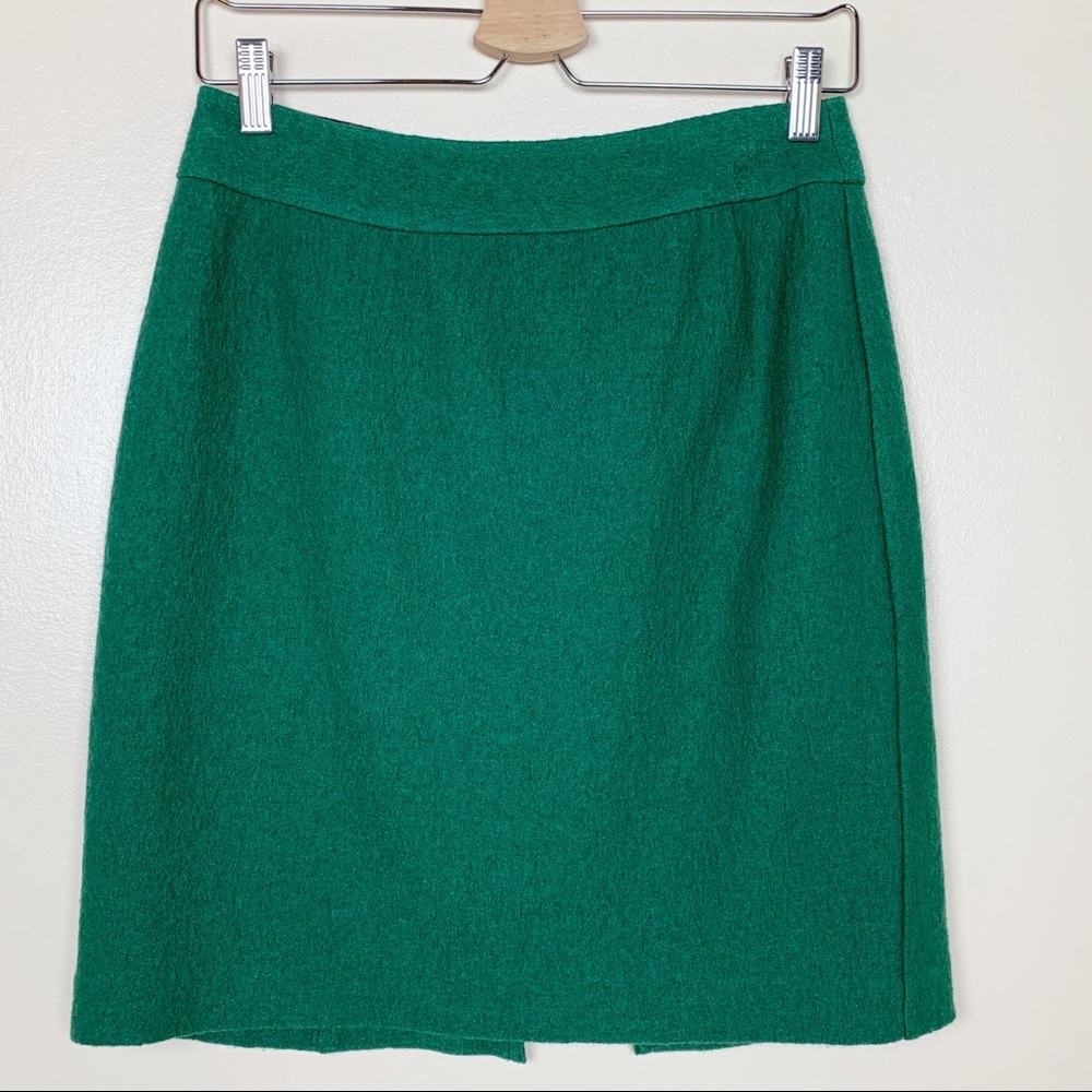 Banana Republic Women’s Wool Green Skirt Size 2